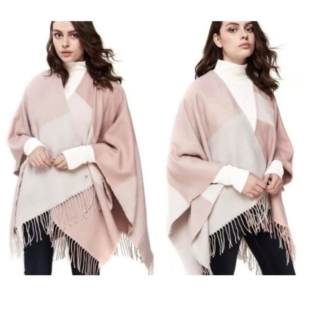 Soia & Kyo Womens Peach Yadira Fringe Poncho Shawl Wrap One Size Scarfigan
